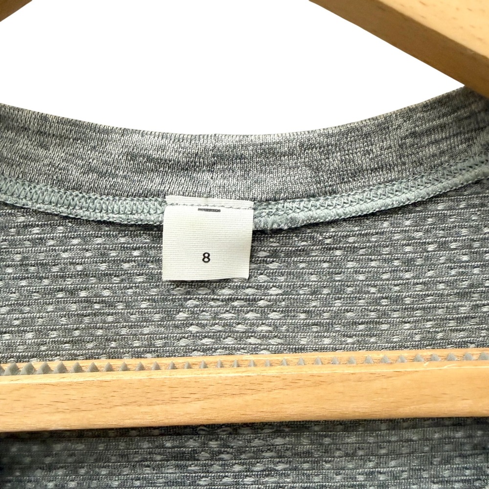 Lululemon Swiftly Tech Short Sleeve Crew Heathered Grey Athletic Shirt Size 8 - Picture 3 of 5